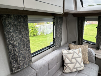 2025 Coachman Acadia 460 caravan